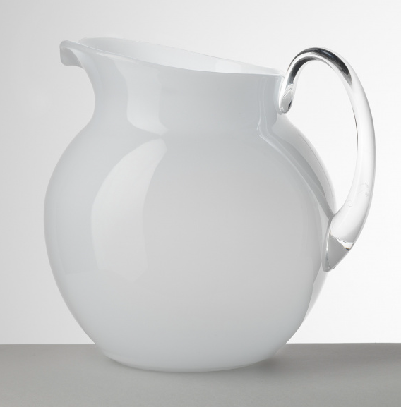 Pallina Pitcher