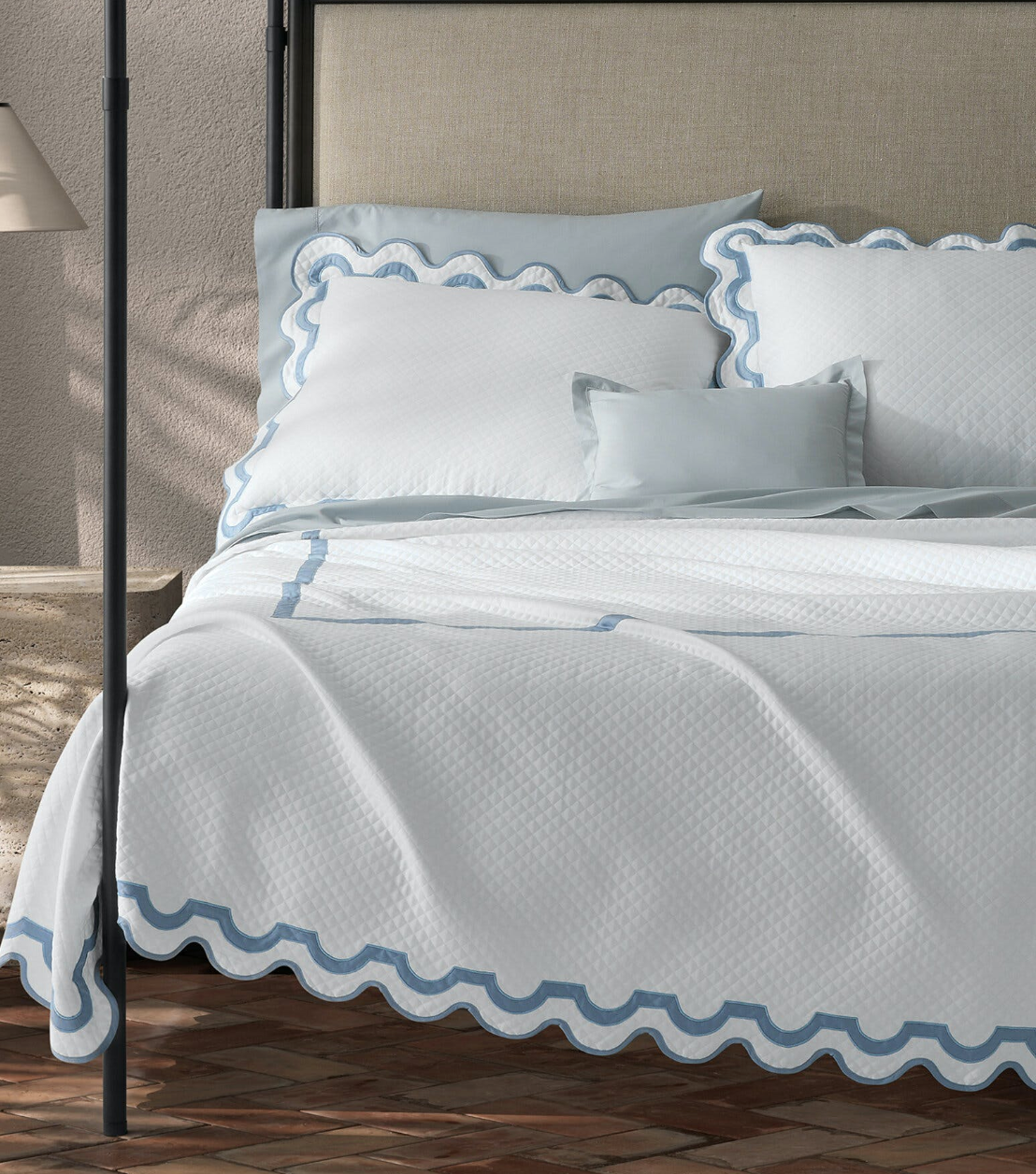 Mirasol Matelasse Coverlet