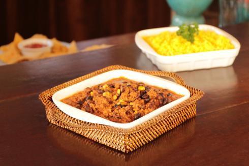 Square Woven Baker with Pillivuyt Dish - 1QT