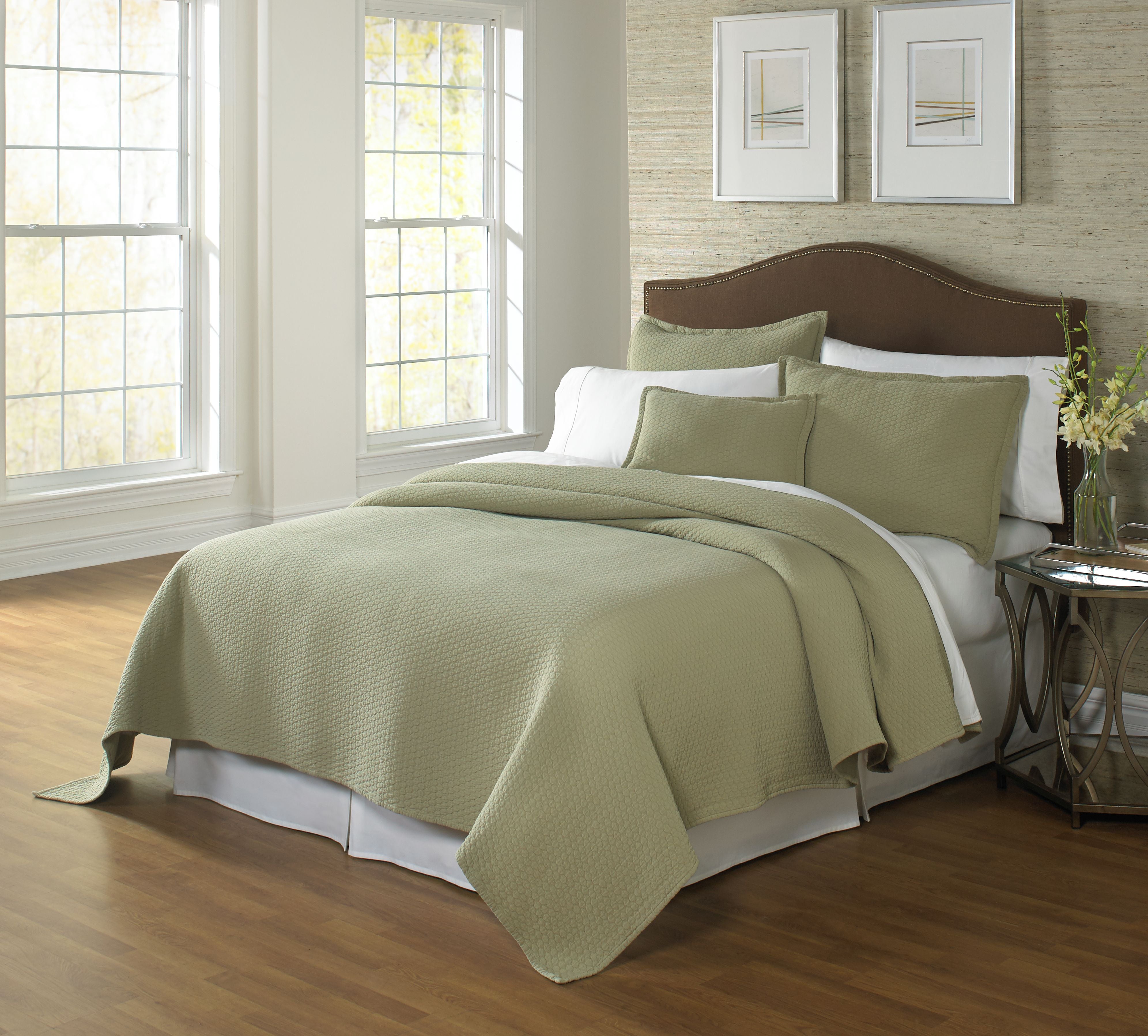 Tracey King Coverlet - Sage Green